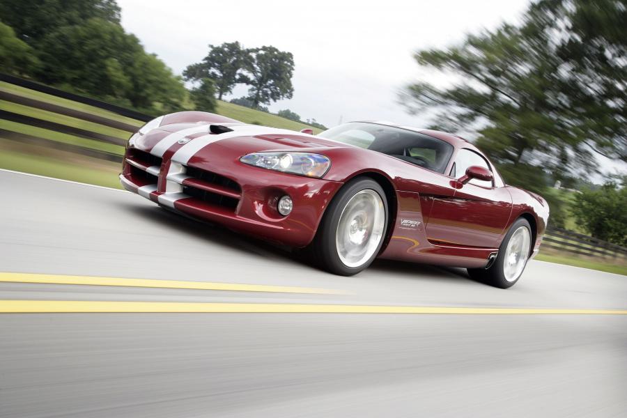  Dodge Viper SRT10 Coupe 2008 года  (фото 24 из 52)